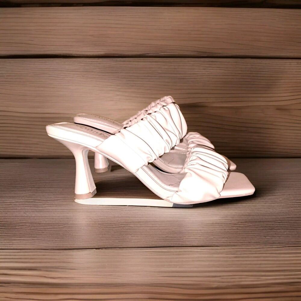 CHARLES DAVIDCHARLES BY CHARLES DAVID Women's Linen Priority Heeled Sandal 5M